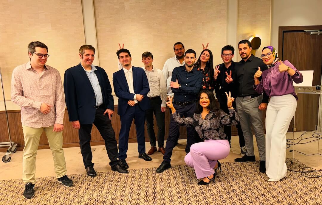 Personne travaillant dans un bureau